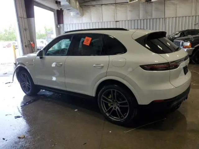 2021 PORSCHE CAYENNE E-HYBRID  