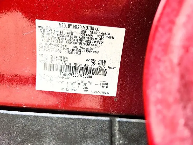 2013 FORD TAURUS SEL  