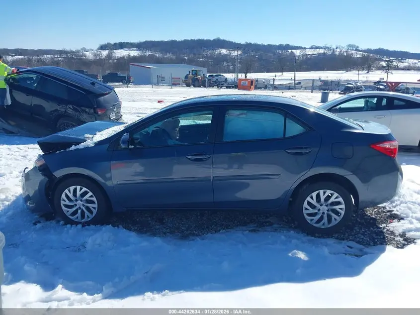 2018 TOYOTA COROLLA LE
