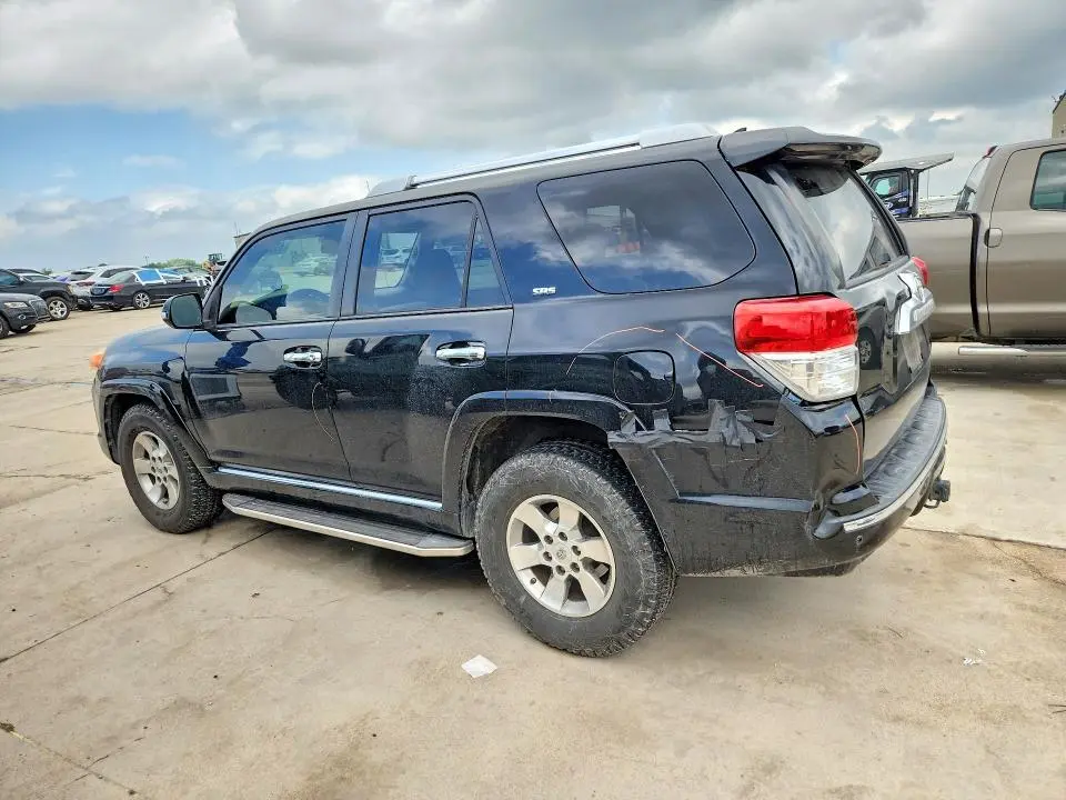 2013 TOYOTA 4RUNNER SR5  