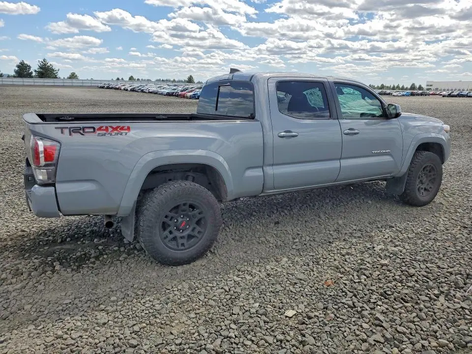 2021 TOYOTA TACOMA SR5 V6  