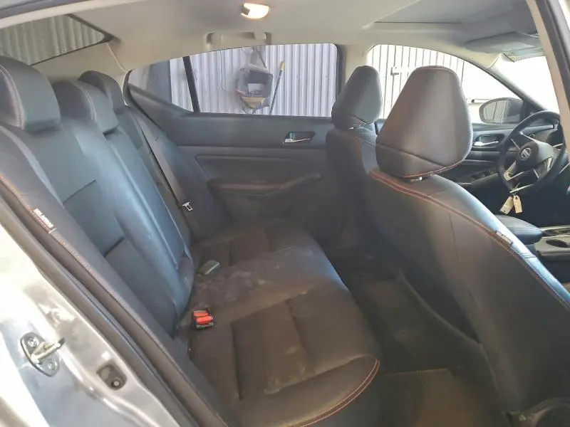 2019 NISSAN ALTIMA SR  