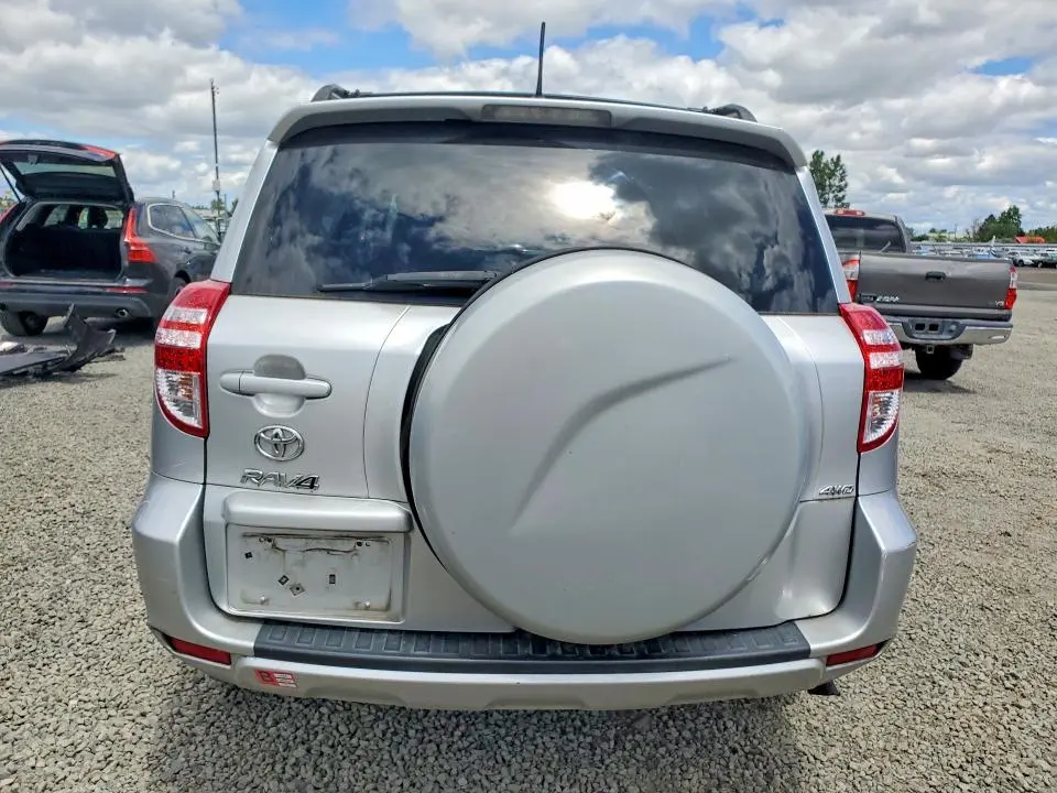 2011 TOYOTA RAV4 BASE  