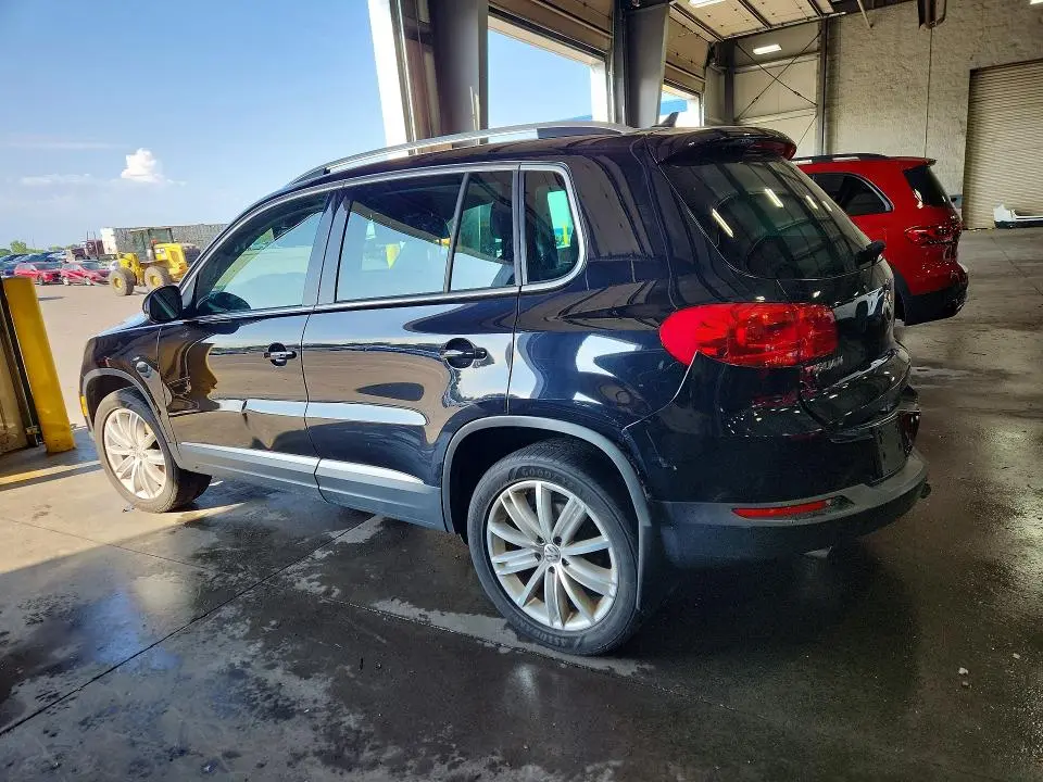 2015 VOLKSWAGEN TIGUAN S  