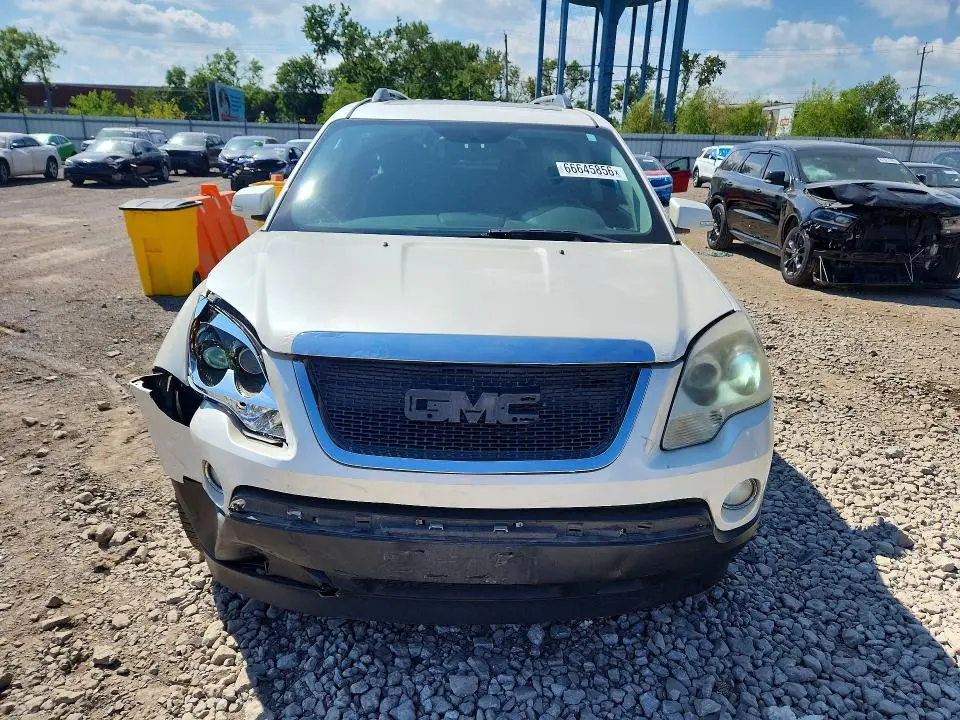 2011 GMC ACADIA SLT-1  