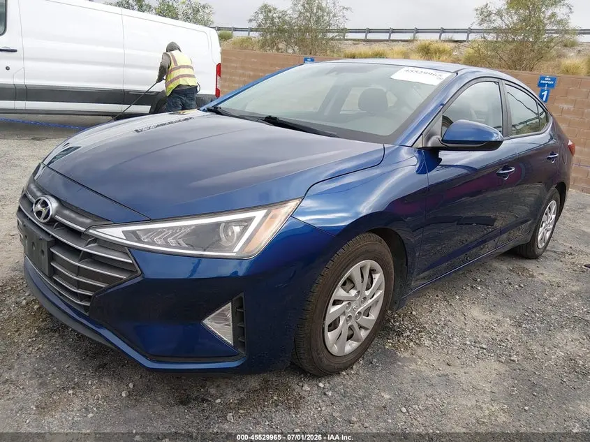 2020 HYUNDAI ELANTRA SE