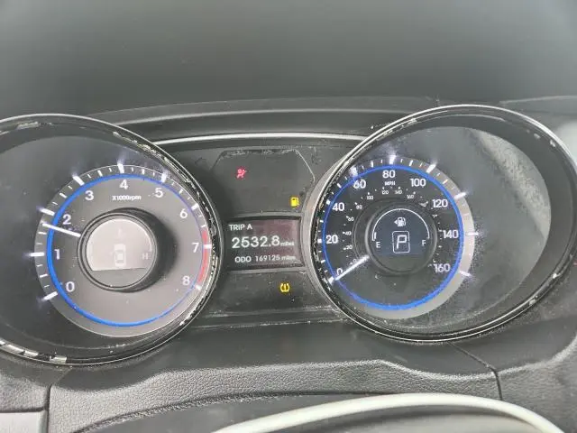 2013 HYUNDAI SONATA GLS  