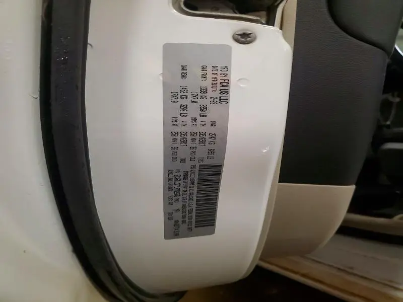 2020 CHRYSLER VOYAGER LXI  