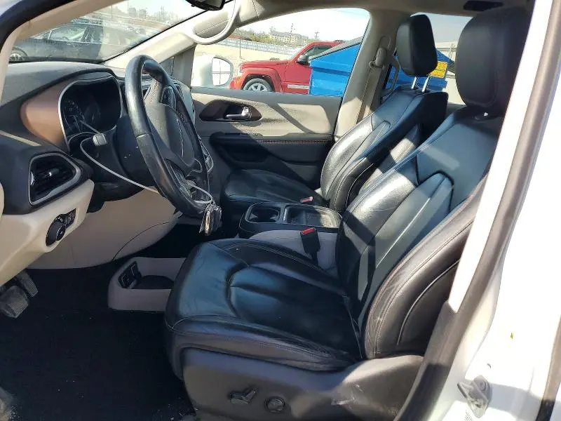 2017 CHRYSLER PACIFICA TOURING L  