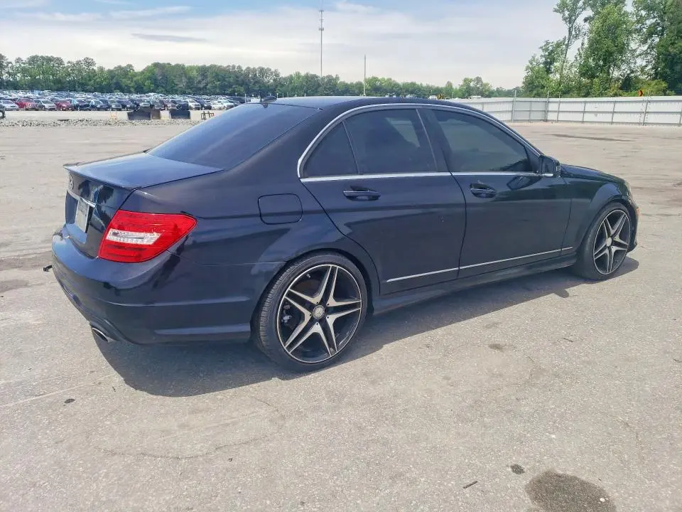 2013 MERCEDES-BENZ C 350  
