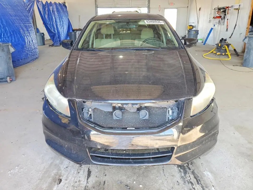 2011 HONDA ACCORD LX  