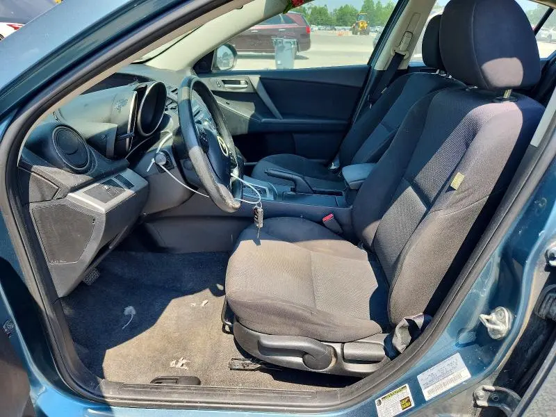 2010 MAZDA 3 I  