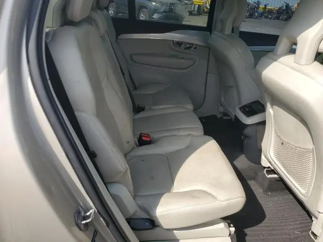 2016 VOLVO XC90 T6  