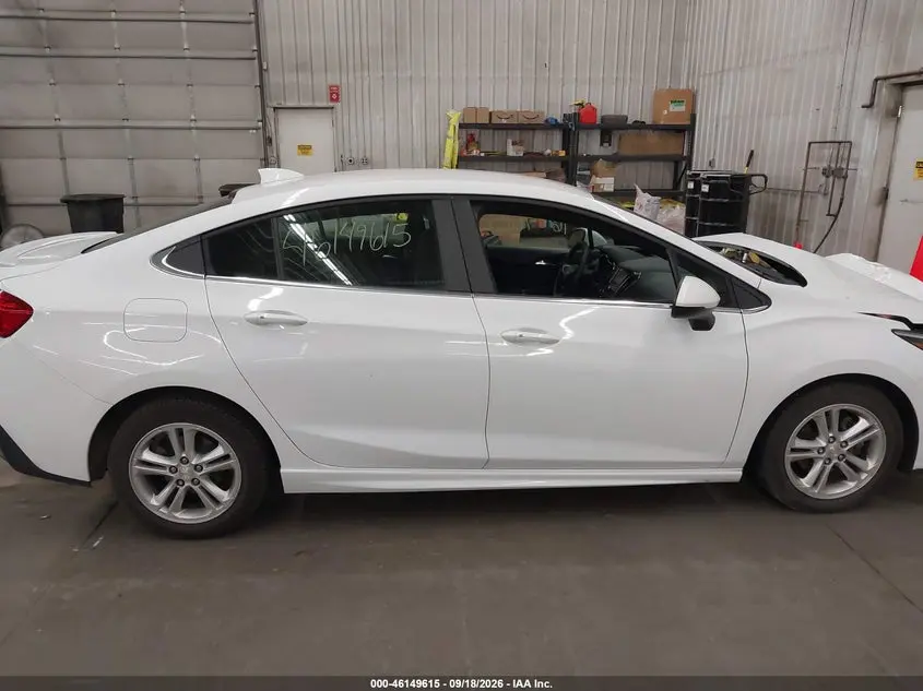 2017 CHEVROLET CRUZE LT AUTO