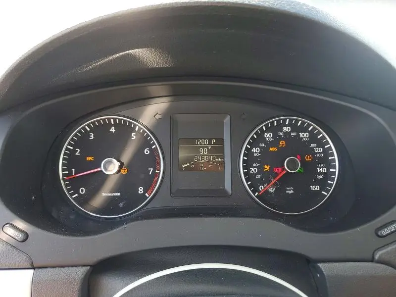 2014 VOLKSWAGEN JETTA SE  