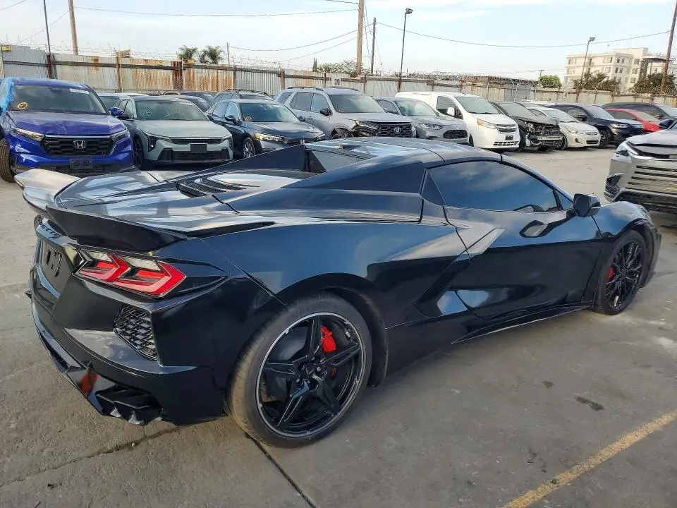 2024 CHEVROLET CORVETTE STINGRAY 2LT  