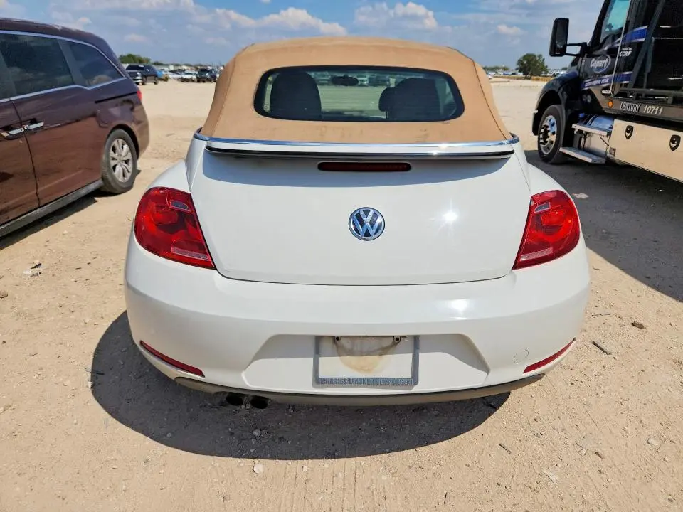 2013 VOLKSWAGEN BEETLE   