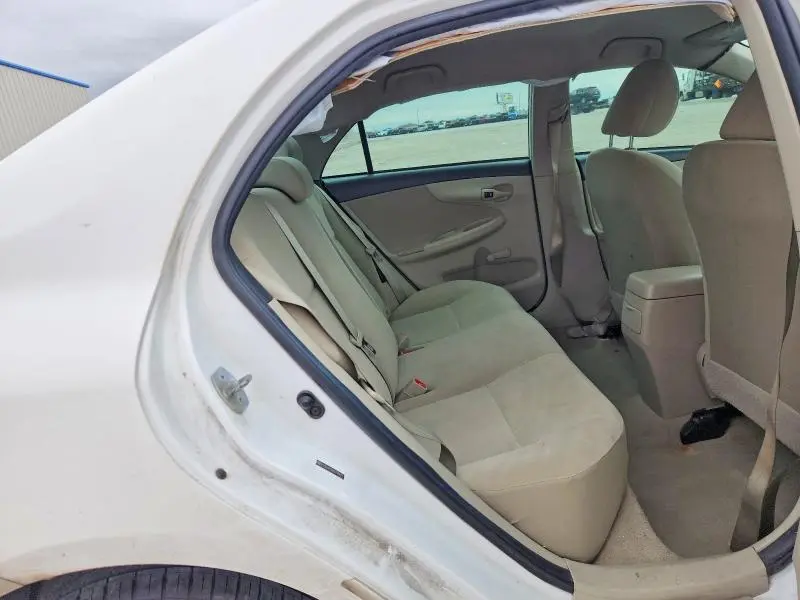 2011 TOYOTA COROLLA BASE  