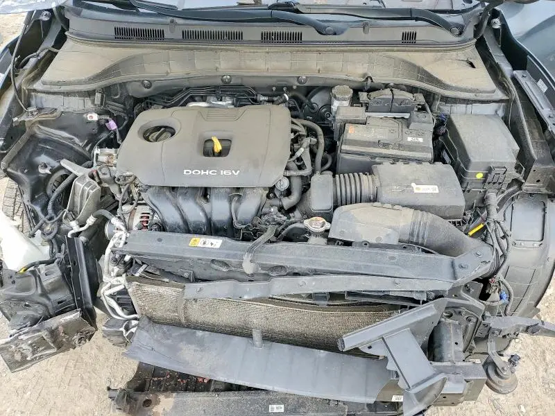 2021 HYUNDAI KONA SE  