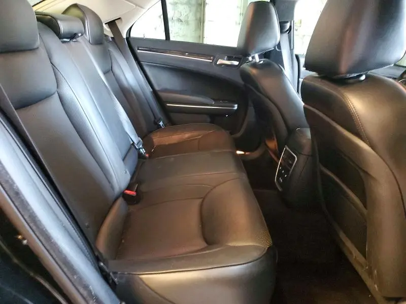2017 CHRYSLER 300C   
