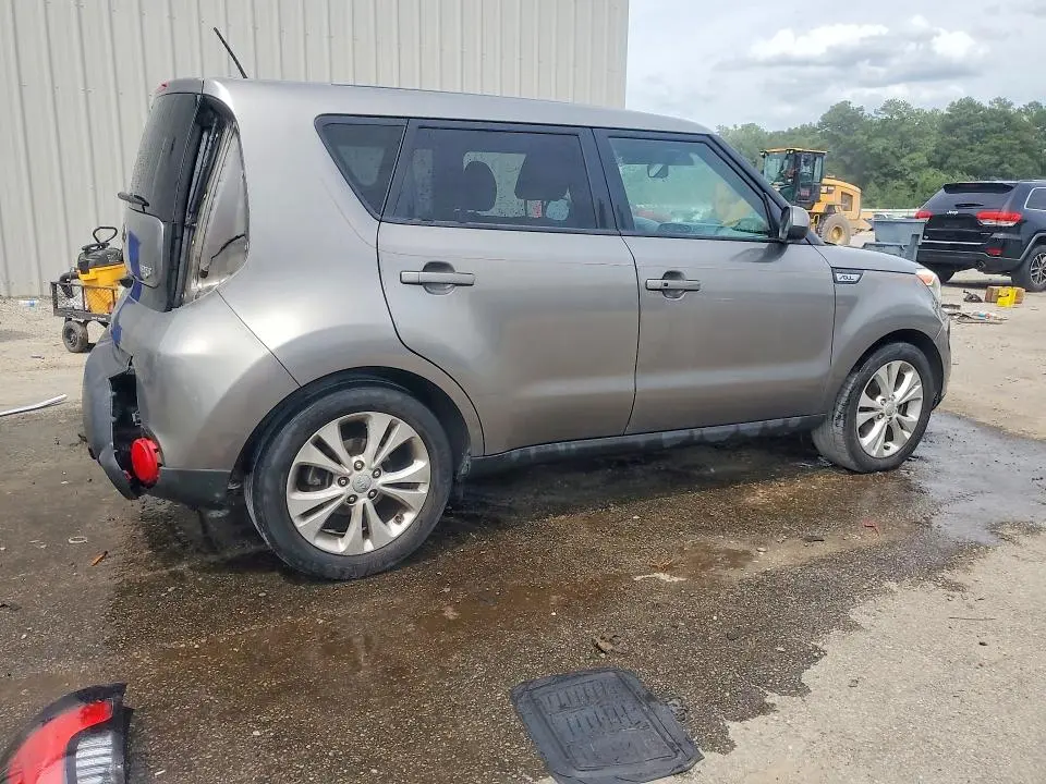 2015 KIA SOUL +  