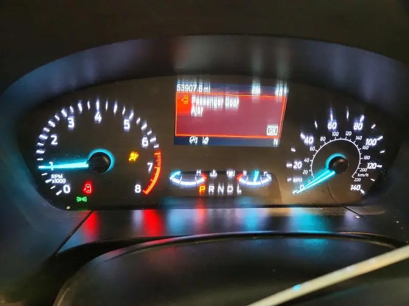 2022 FORD ESCAPE SE  