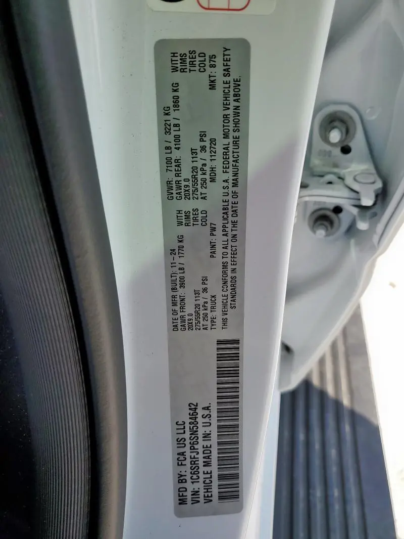 2025 RAM 1500 LARAMIE  