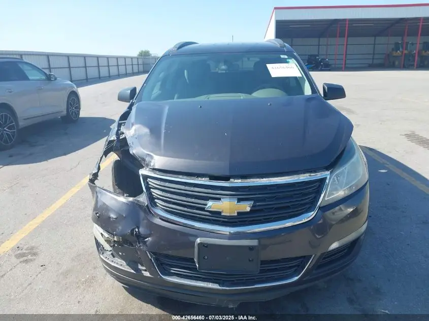 2014 CHEVROLET TRAVERSE LS