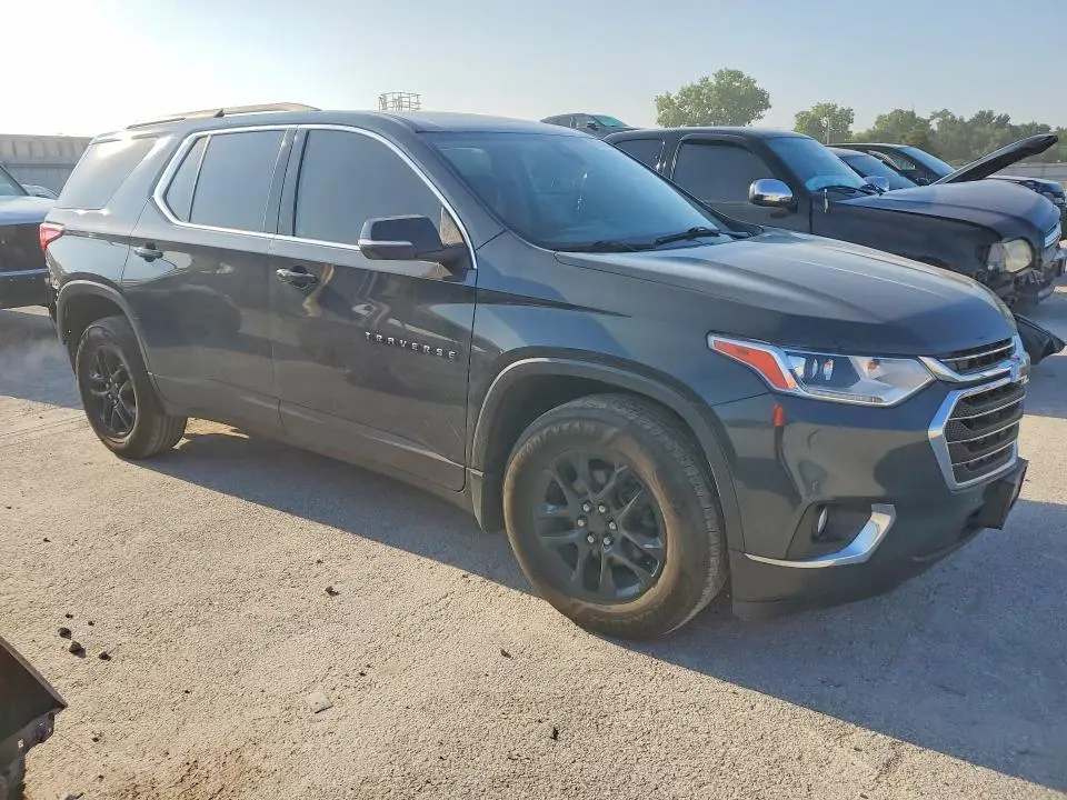 2021 CHEVROLET TRAVERSE LT  