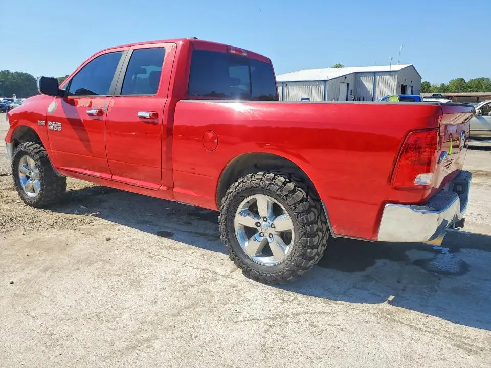 2016 RAM 1500 SLT  