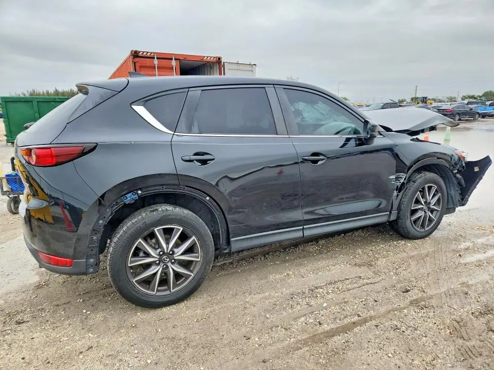2018 MAZDA CX-5 TOURING  