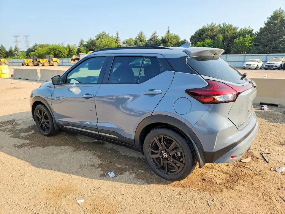 2021 NISSAN KICKS SR  