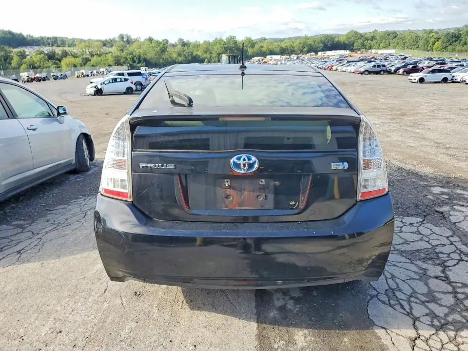 2010 TOYOTA PRIUS II  
