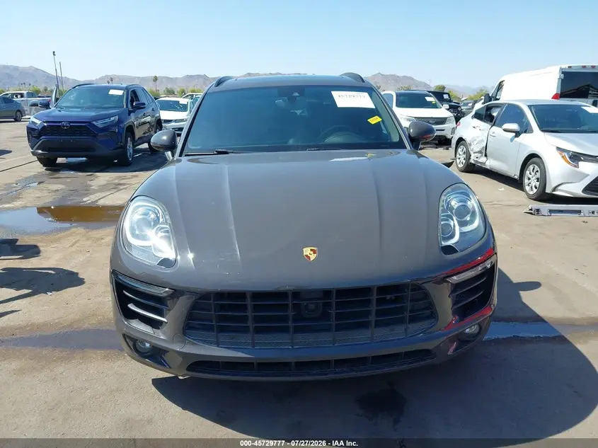 2018 PORSCHE MACAN S
