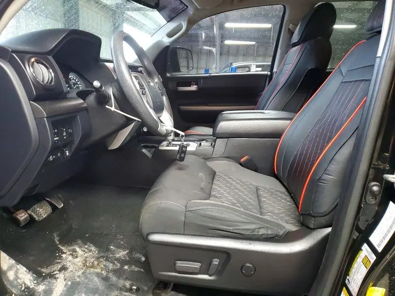 2020 TOYOTA TUNDRA SR5  