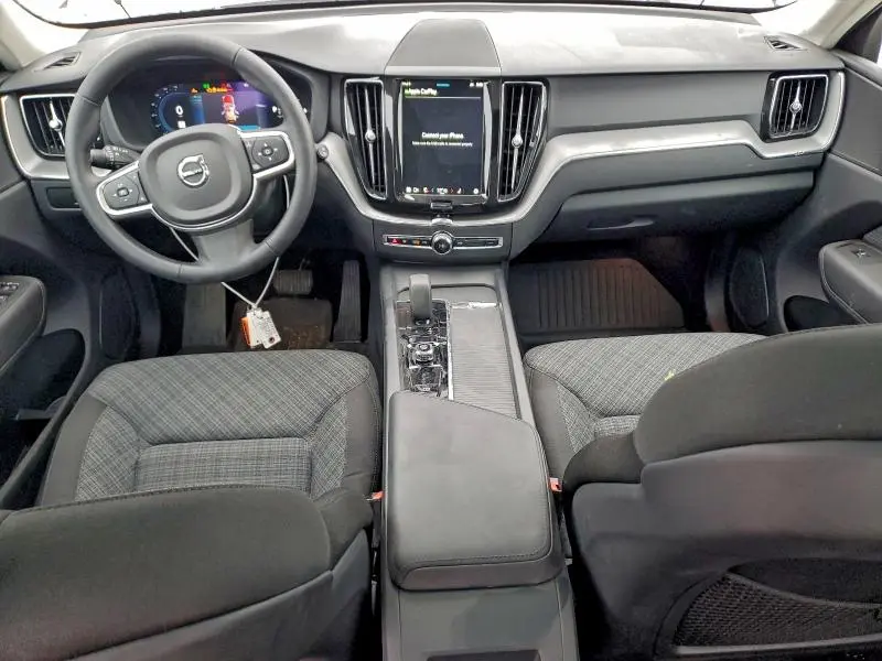 2024 VOLVO XC60 CORE  