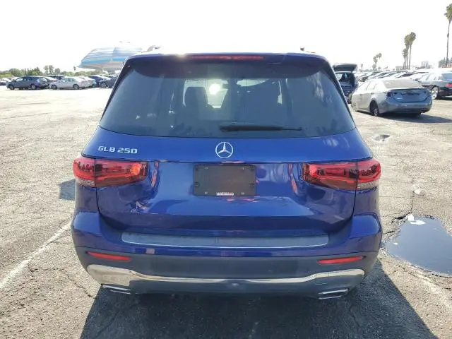 2022 MERCEDES-BENZ GLB 250  