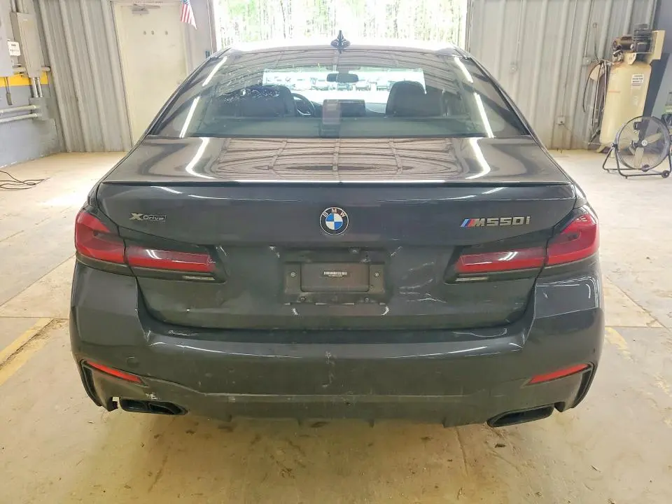 2022 BMW M550XI   