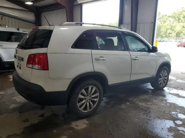 2011 KIA SORENTO BASE  