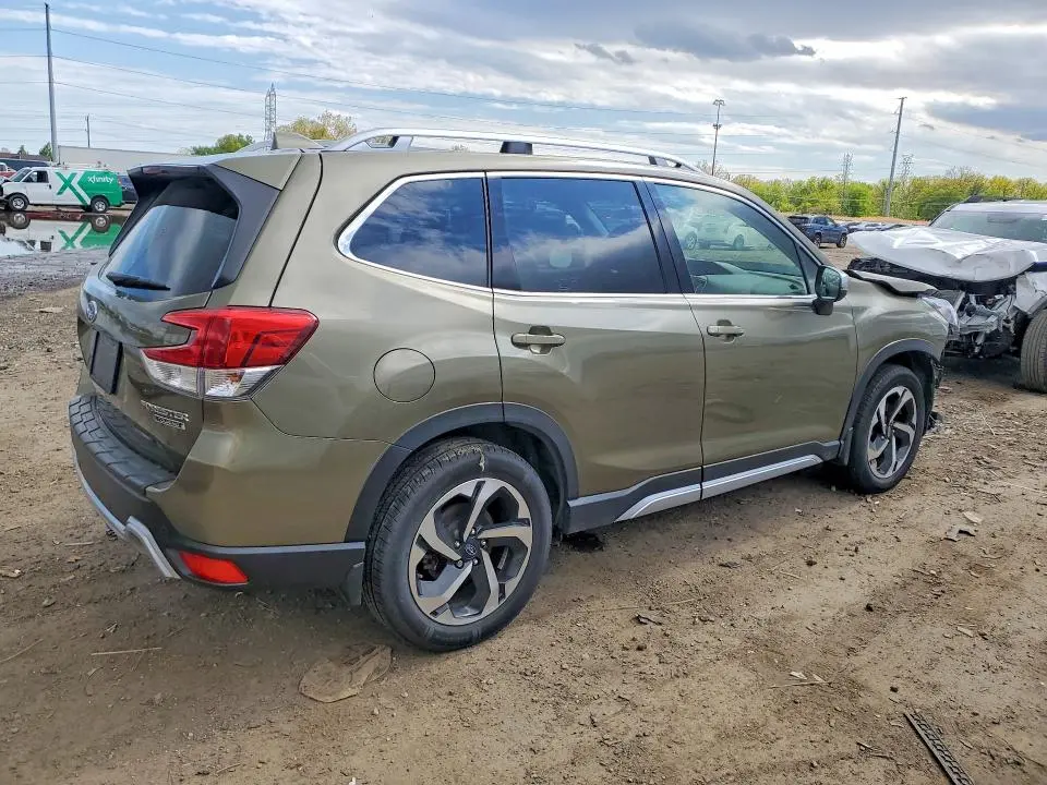 2023 SUBARU FORESTER TOURING  