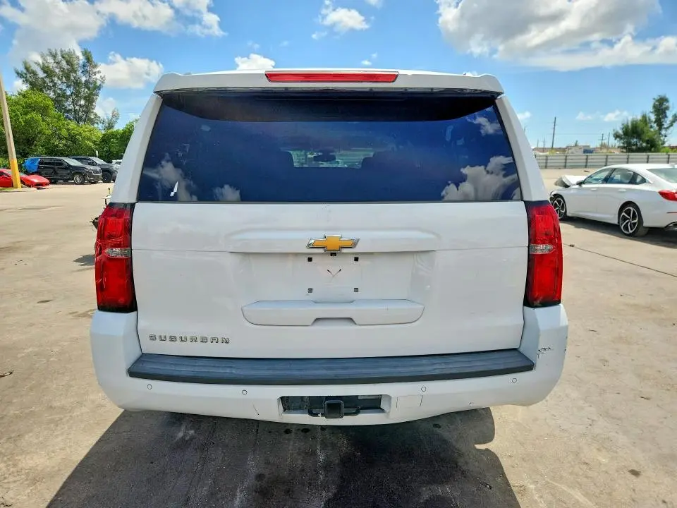 2016 CHEVROLET SUBURBAN C1500 LS  