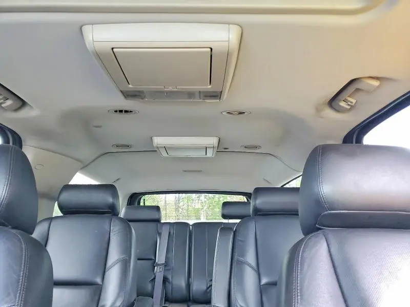 2010 CADILLAC ESCALADE ESV PREMIUM  