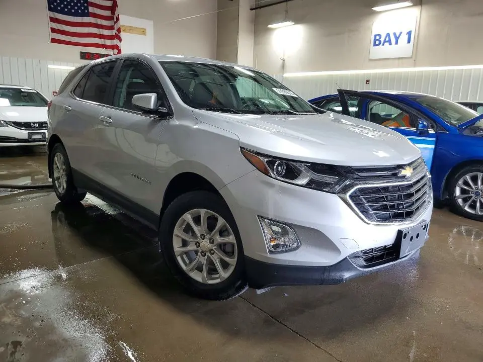 2021 CHEVROLET EQUINOX LT  