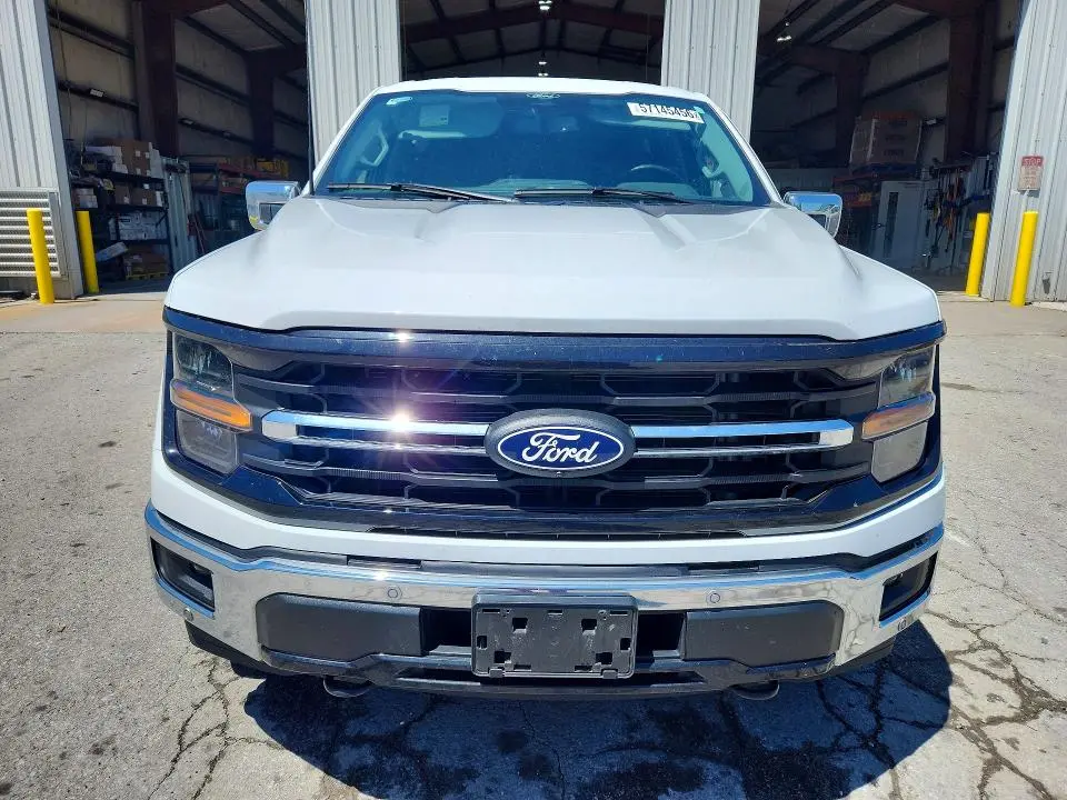 2024 FORD F150 XLT  