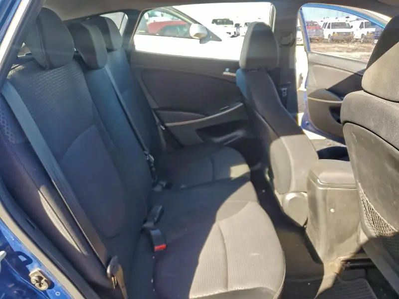 2015 HYUNDAI ACCENT GLS  