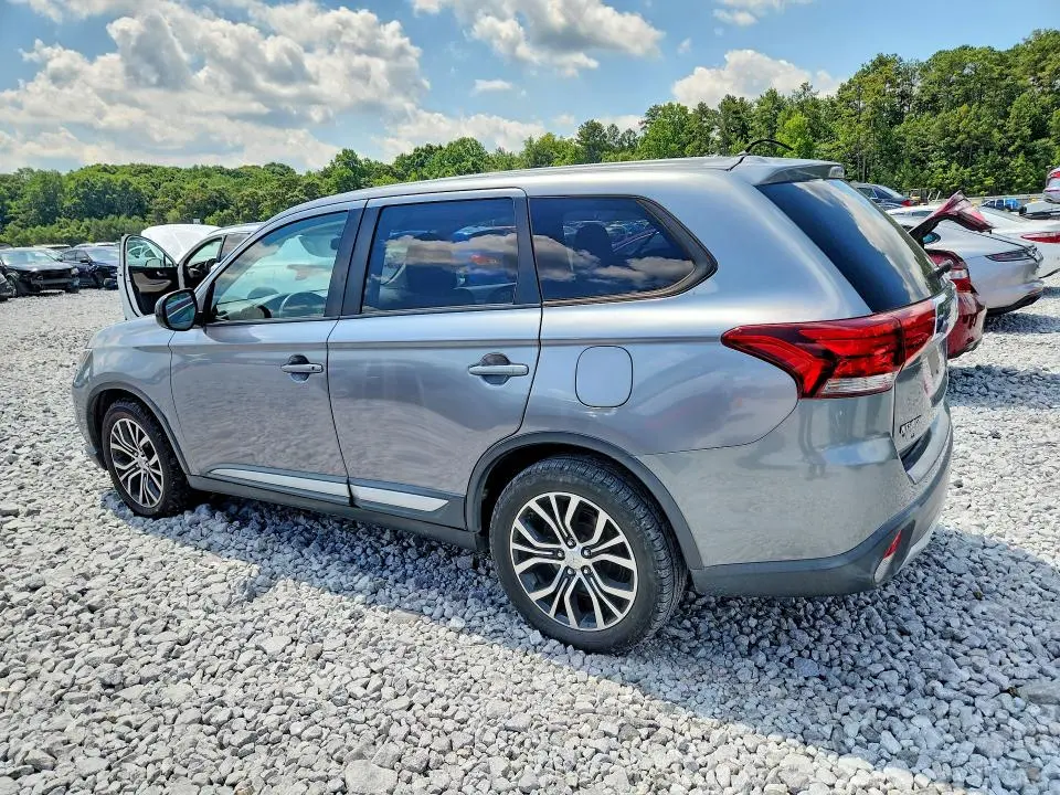 2016 MITSUBISHI OUTLANDER ES  