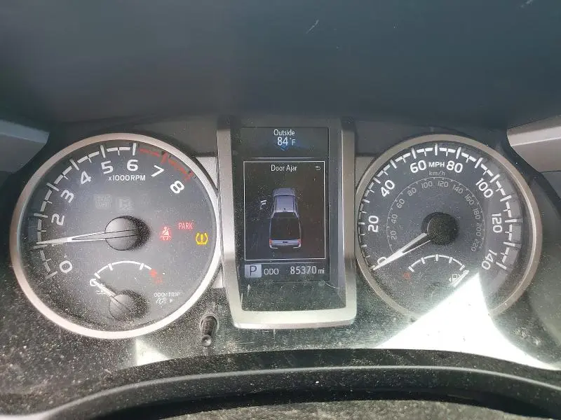 2016 TOYOTA TACOMA SR5 V6  