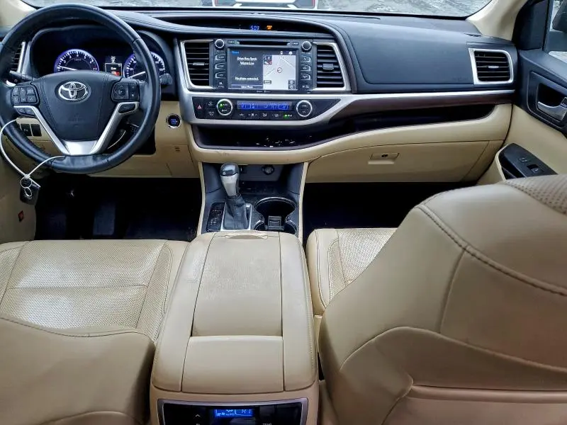 2015 TOYOTA HIGHLANDER LIMITED  