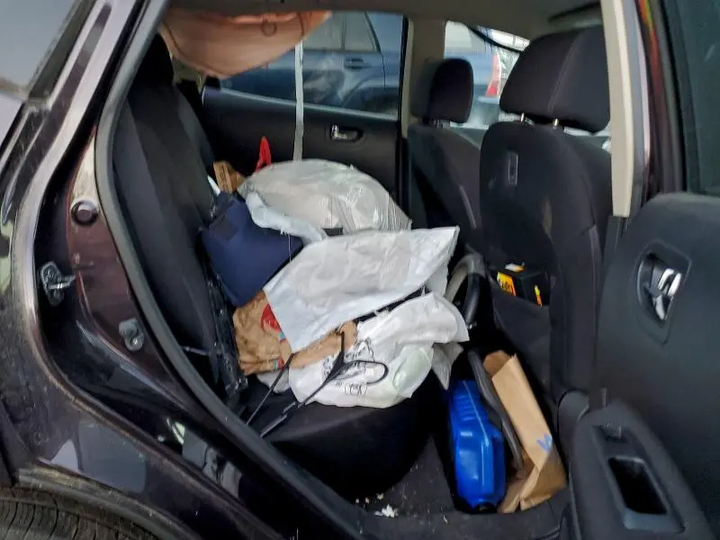 2015 NISSAN ROGUE SELECT S  