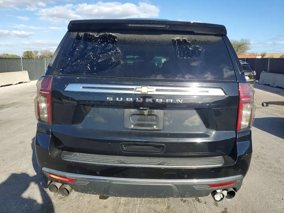 2023 CHEVROLET SUBURBAN 6.2L V8  HIGH COUNTRY